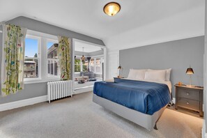 Lamp, Indoors, Home Decor, Bed, Furniture