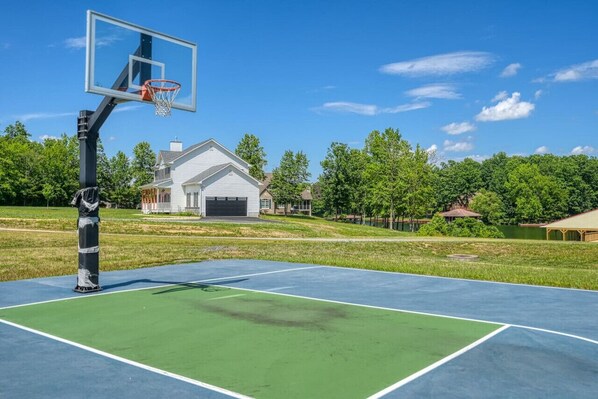 Sport court
