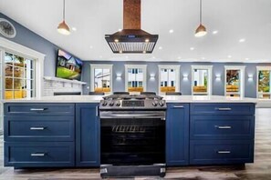 Modern Gourmet Kitchen for the “Foodie” in Your Family! 