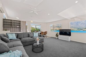 Spacious, modern and comfortable lounge area to relax and unwind!