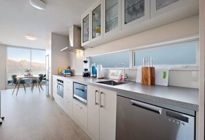 A fully equipped kitchen.
