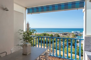Terrace (1)