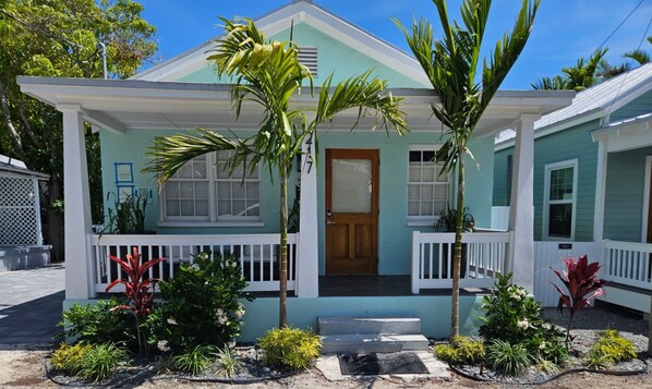 Carysfort Reef Lighthouse Suite