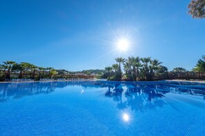 Holiday Home Swimming Pool