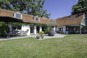 Trädgård [sommar]