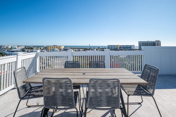 Rooftop Dining in Carolina Beach