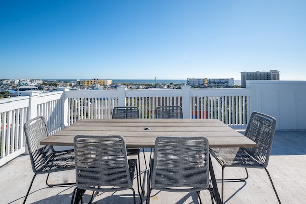 Rooftop Dining in Carolina Beach