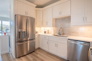 Kitchen with Quartz Countertops