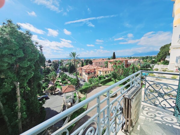 Stadtblick, Meerblick und Blick auf Monaco