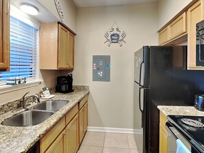 Full Size Kitchen