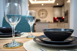 Alimentos y bebidas