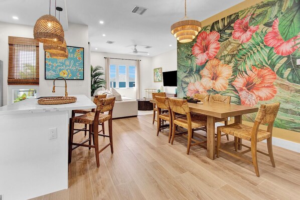 Enjoy a family getaway at this 2 bedroom/2 full bath tropical retreat. 