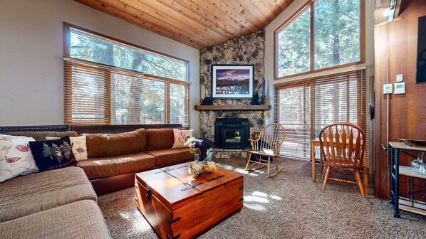 Indoors, Home Decor, Furniture, Living Room, Table
