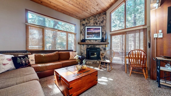 Indoors, Home Decor, Furniture, Living Room, Table