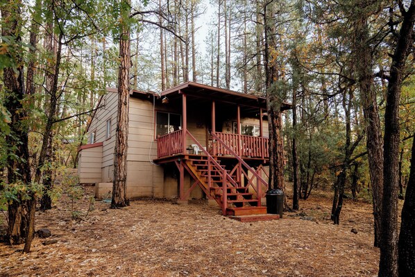 10 19 24NorthwoodResort Cabin#8 1