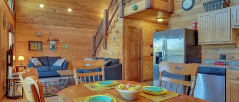 Van Buren Vacation Rental | 4BR | 2BA | 1,600 Sq Ft | 3 Steps Required