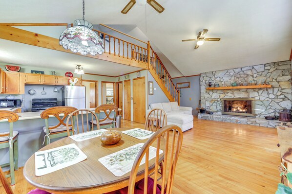 Canton Vacation Rental | 2BR | 1BA | 2,400 Sq Ft | Stairs Required