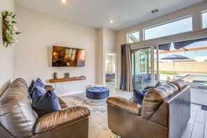 Living Room | Smart TV | Single-Story Home