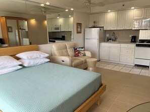 Comfortable space for relaxing, sleeping and cooking!
