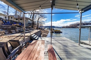 Sip morning coffee or grab a bite on the dock!