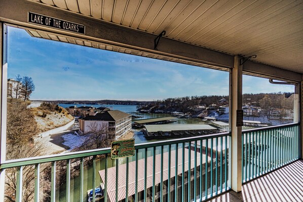 Lounge the day away with gorgeous lake views on the screened deck
