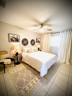 BACK BEDROOM
