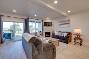 Living Room | Smart TV | 2nd Floor