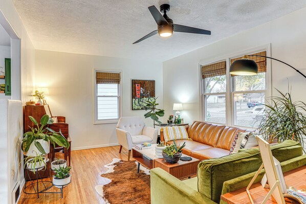 Sioux Falls Vacation Rental | 4BR | 2BA | 1,152 Sq Ft | 4 Steps Required