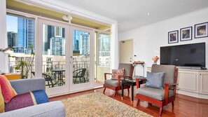 Light and airy living