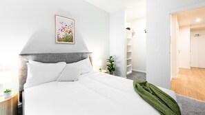 Bedroom with a Queen bed