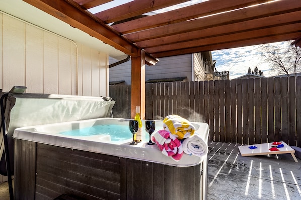 Bain à remous extérieur