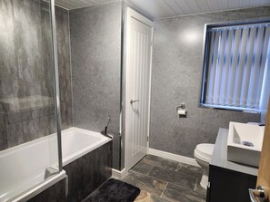 Bathroom with underfloor heating