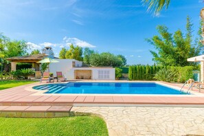 Piscine maison de vacances