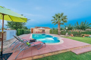 Holiday Home Swimming Pool