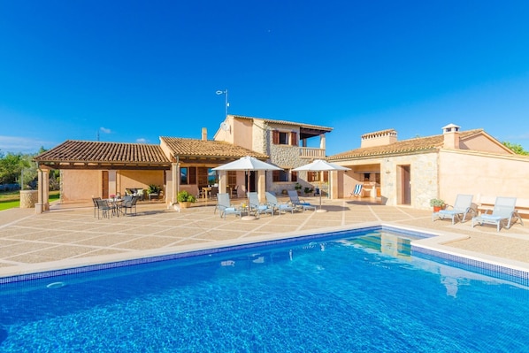 Holiday Home Exterior [summer]