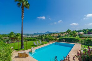 Holiday Home Swimming Pool