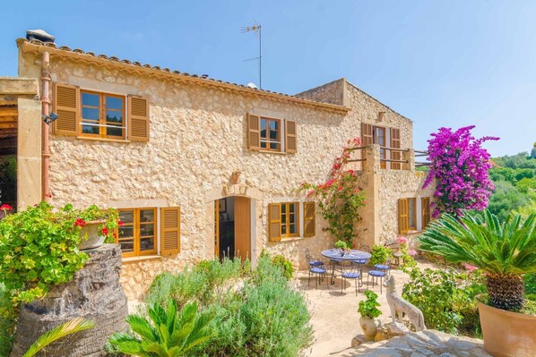 Holiday Home Exterior [summer]