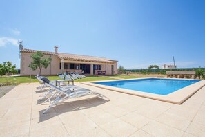Holiday Home Swimming Pool
