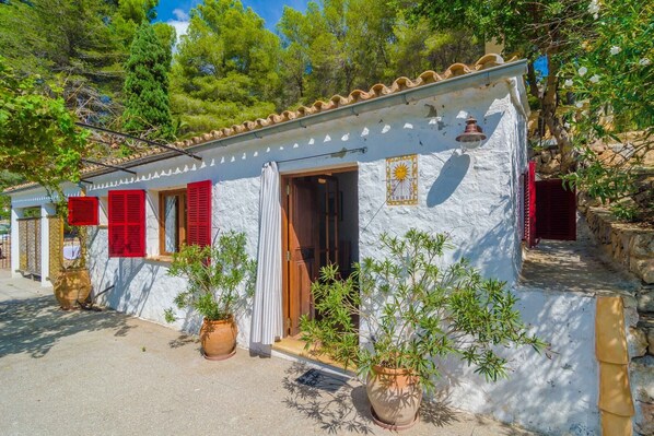 Holiday Home Exterior [summer]