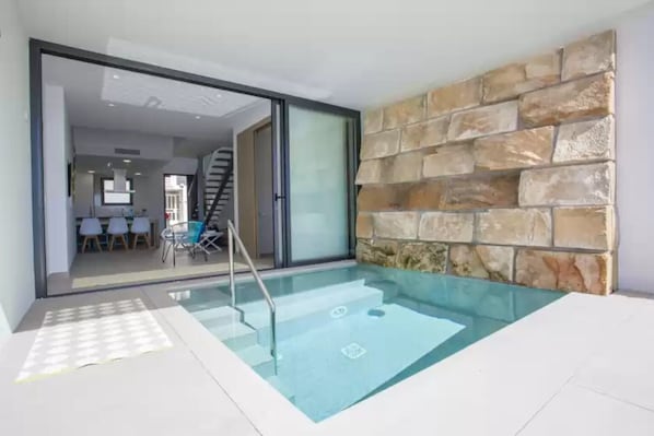 Holiday Home Swimming Pool