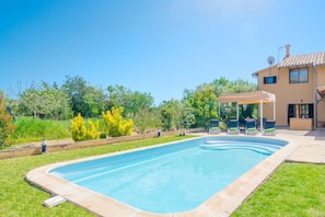 Holiday Home Swimming Pool