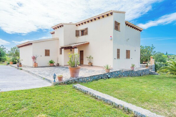 Holiday Home Exterior [summer]