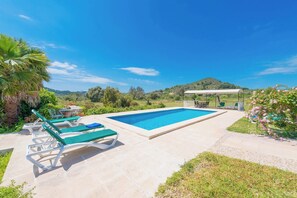 Holiday Home Swimming Pool
