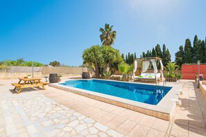 Holiday Home Swimming Pool