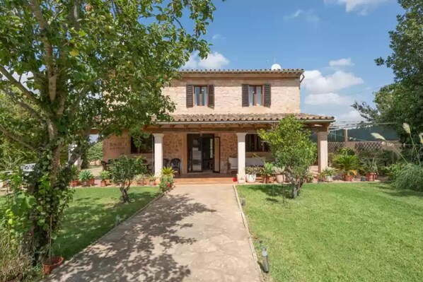 Holiday Home Exterior [summer]