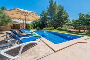 Holiday Home Swimming Pool