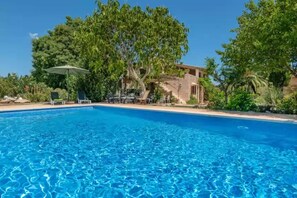 Holiday Home Swimming Pool