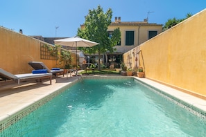 Holiday Home Swimming Pool