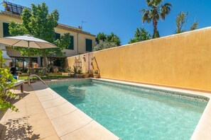 Holiday Home Swimming Pool