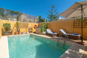 Holiday Home Swimming Pool